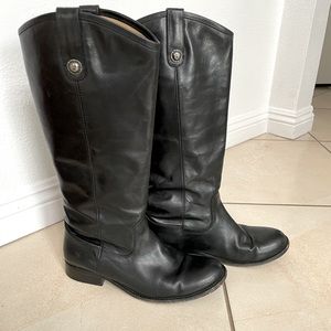 Frye Melissa button leather riding boot size 9.5